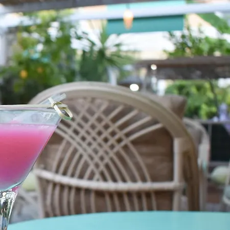 Emar Corfu أريلاز